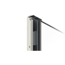 Speciális síkmágnes rendszer kifele nyíló műanyag ajtóra nyomógombbal - Balos ATOM-22+(L)[PB]